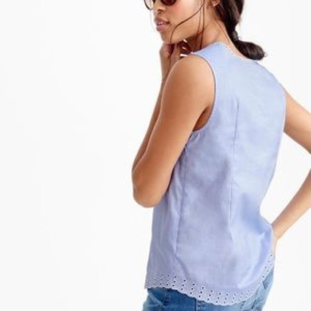 🦋 3/$20 J. Crew Women’s Blue Embroidered Circles Tank SZ 2